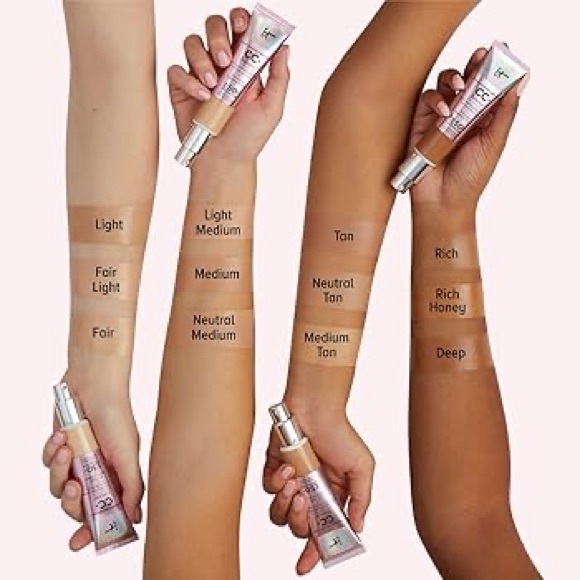 IT Cosmetics Cream Foundation with SPF 40 in Fair/Light - Picture 4 of 15